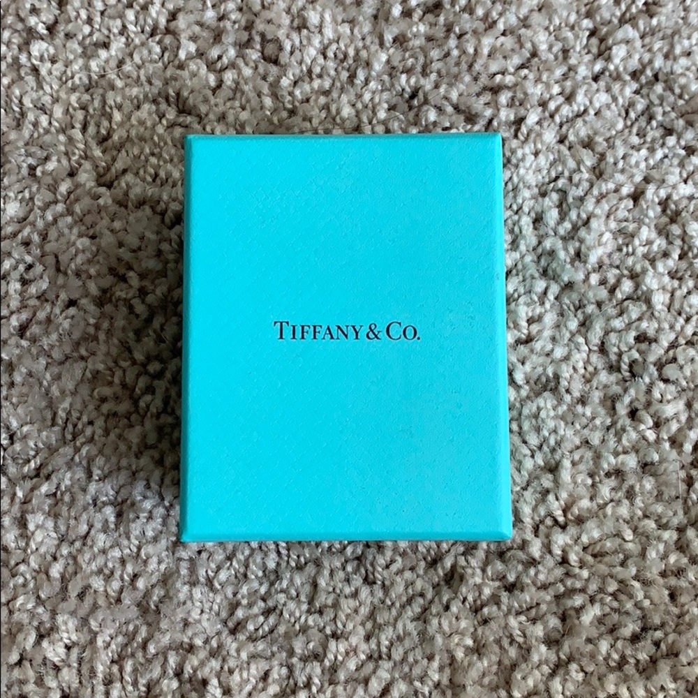 Tiffany T 18k necklace with diamond smile pendant